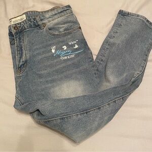 OFF-WHITE BLUE JEANS “THE KISS”